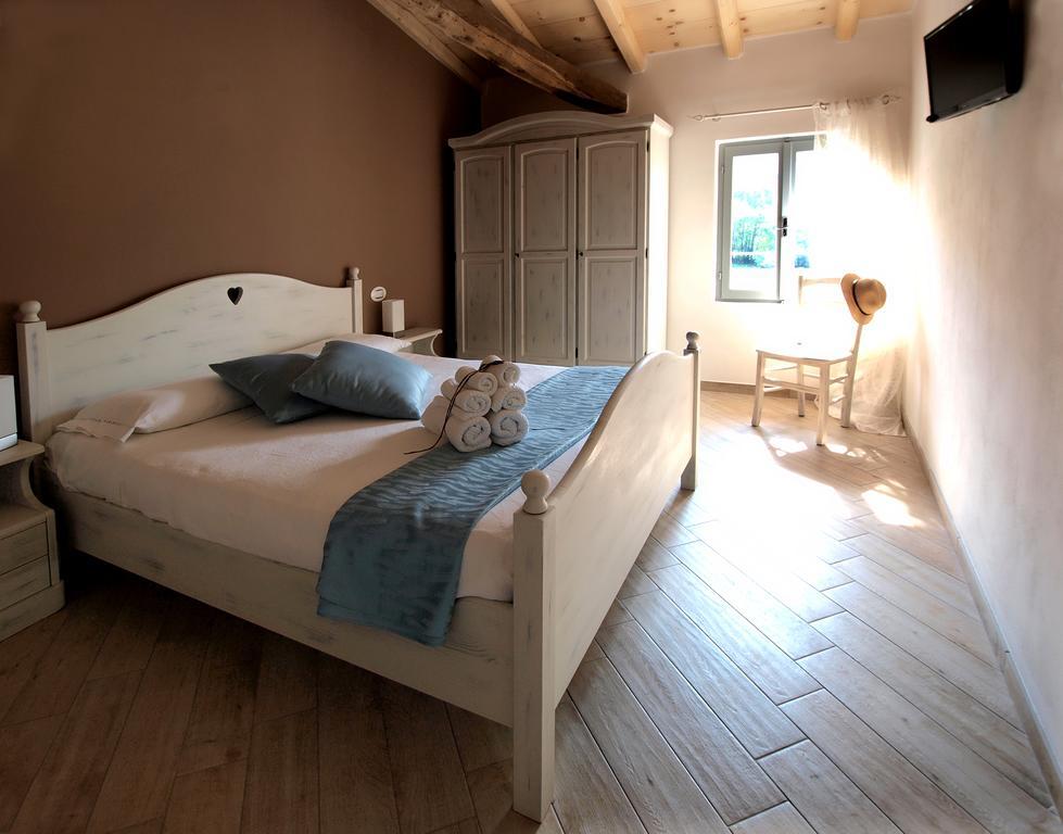 B&B Big Sur Gardone Riviera Bilik gambar