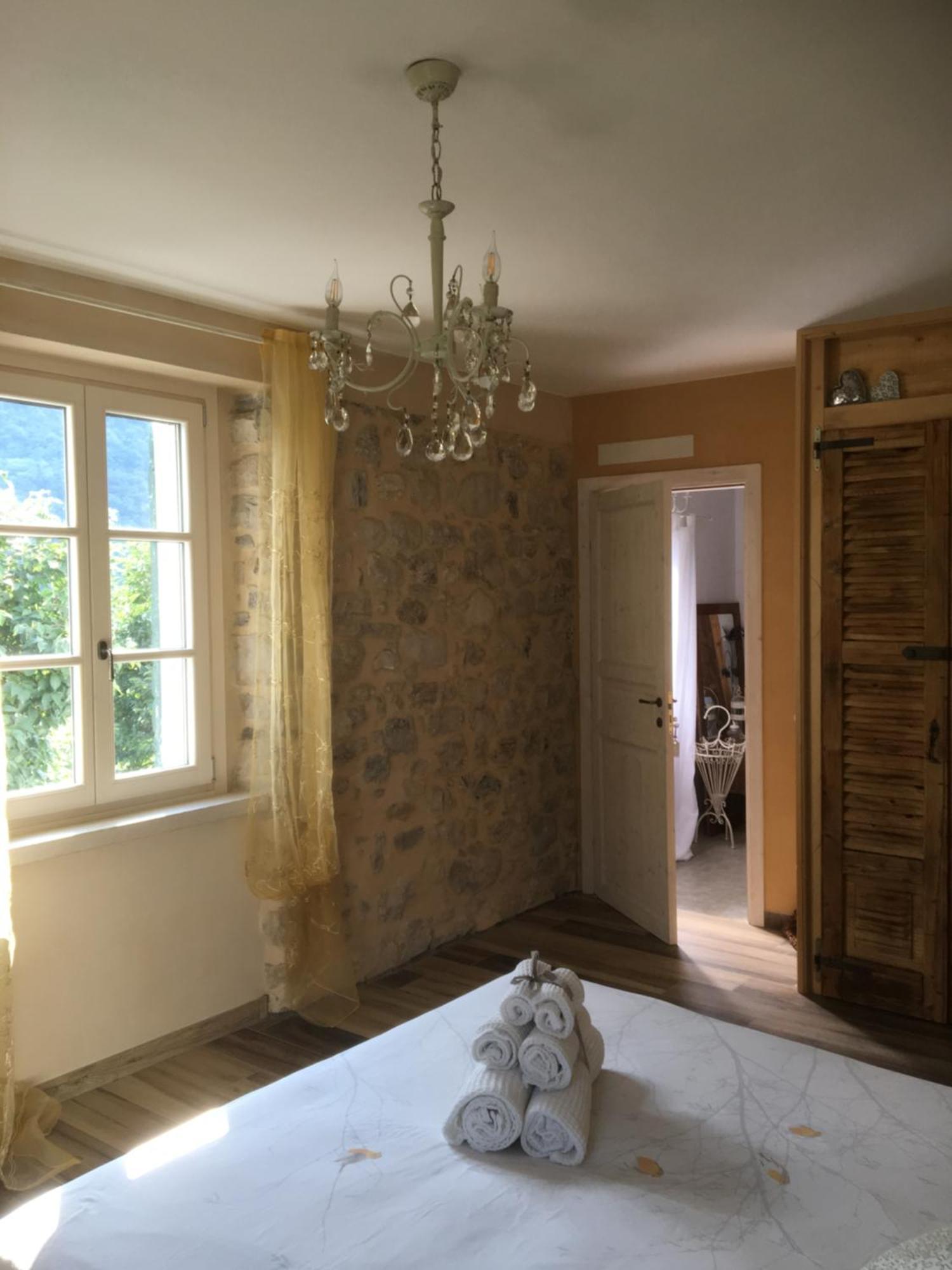 B&B Big Sur Gardone Riviera Luaran gambar